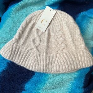 Cyrus wool blend bucket hat.   New.  Cream.